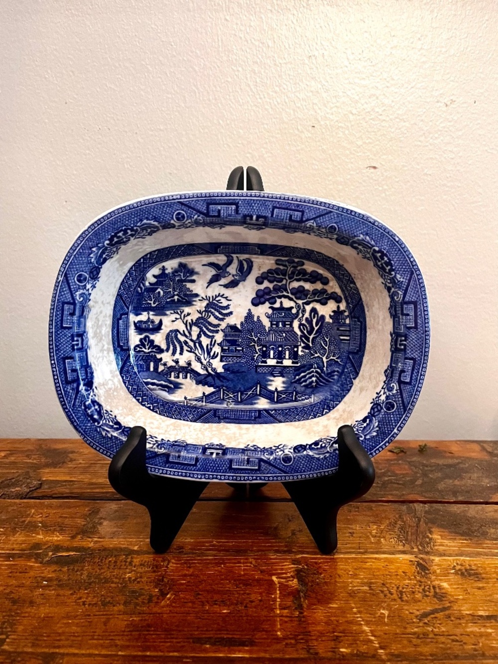 Vintage Allertons Blue Willow Serving Bowl - England China